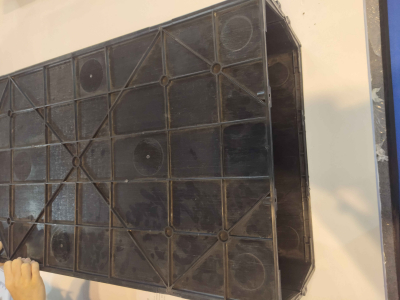 新能源汽车电池盒